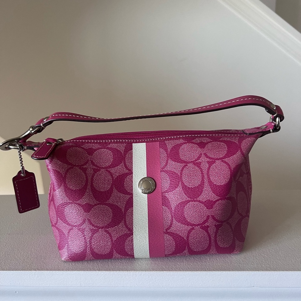 Coach Signature Sufflette handbag